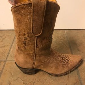 Old Gringo Leopardito size 7.5 cowboy boots